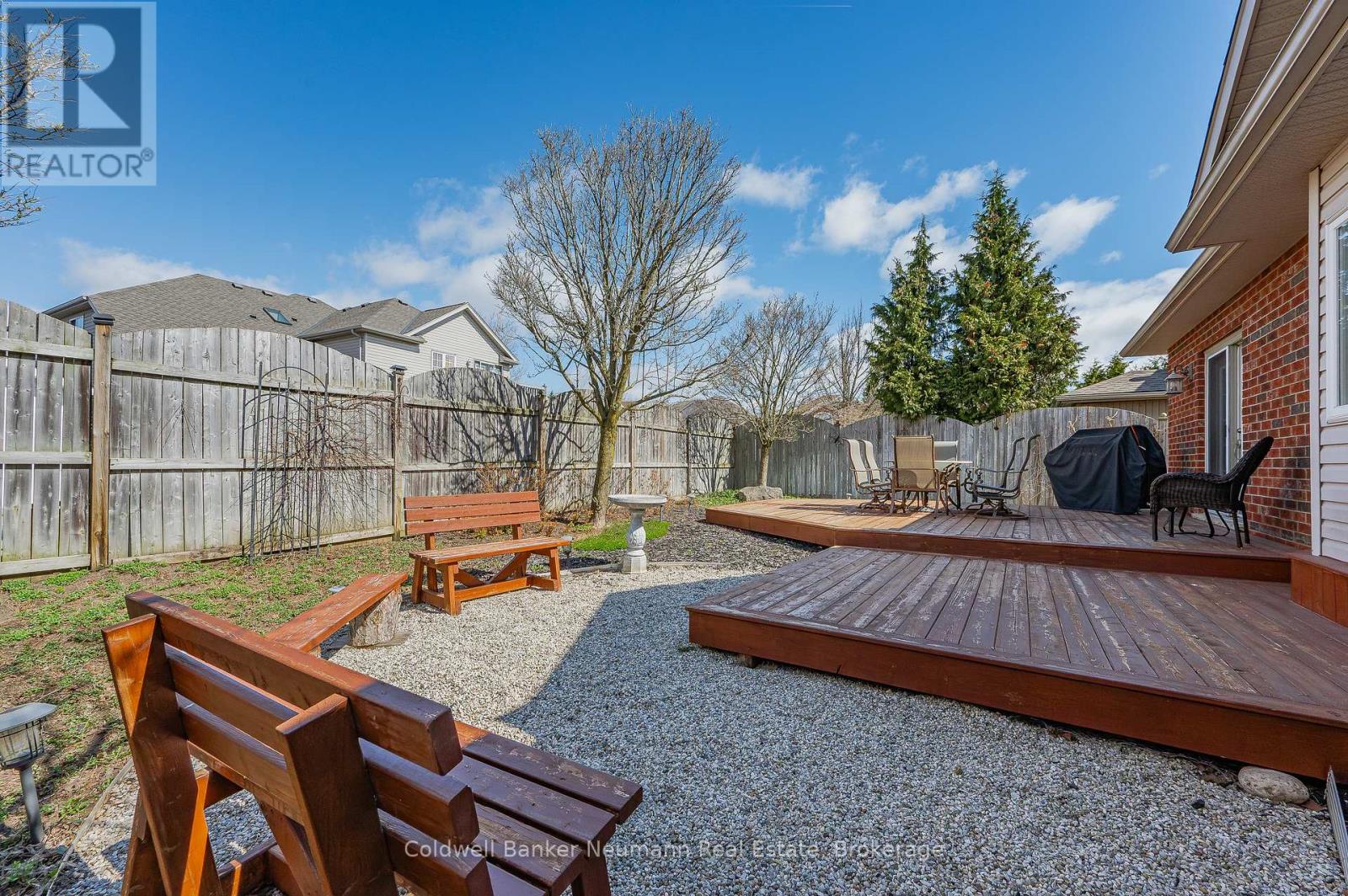 34 Blair Drive, Guelph, Ontario  N1L 1N7 - Photo 38 - X12098733