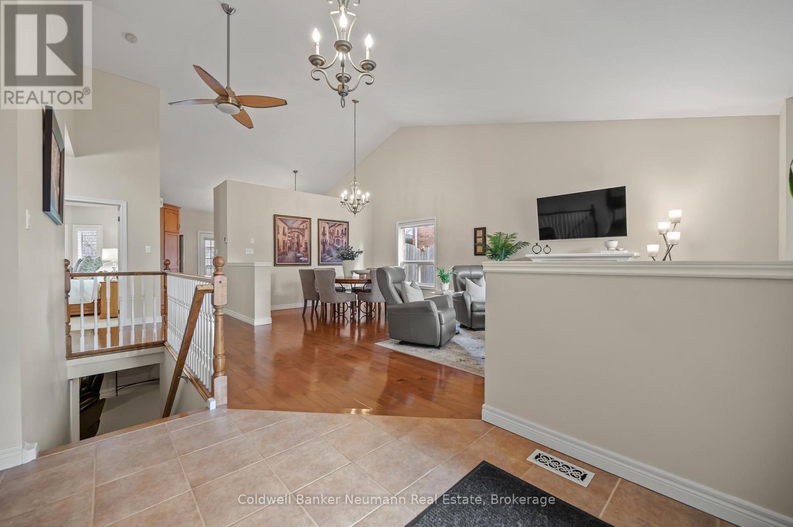 34 Blair Drive, Guelph, Ontario  N1L 1N7 - Photo 5 - X12098733