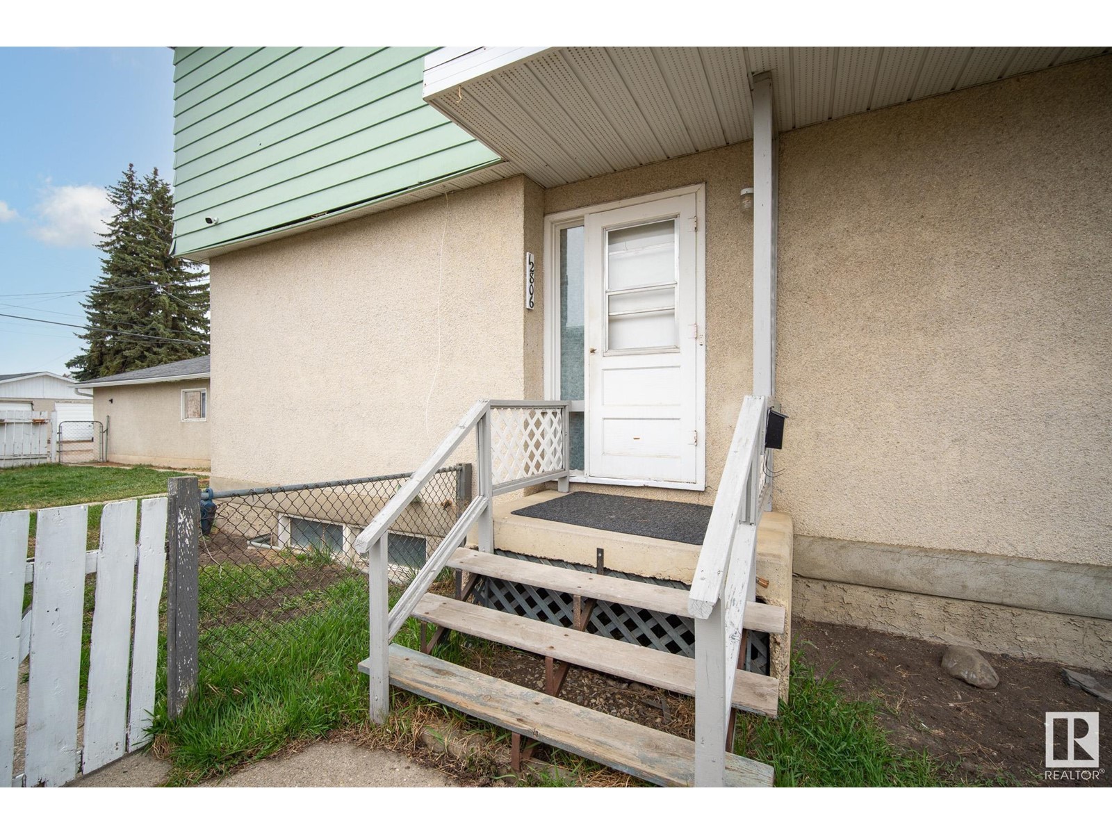 Property at 12804 & 12806 91 ST NW image 5