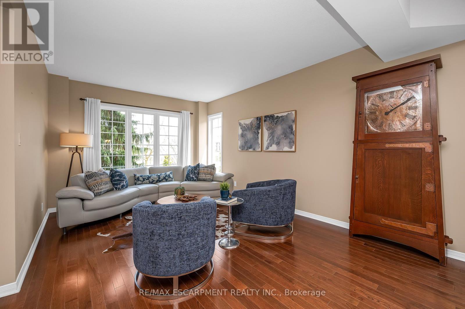 Property at 15 BUERKLE COURT image 4