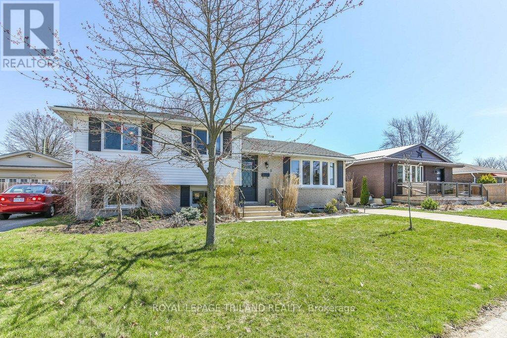 5 Aldborough Avenue