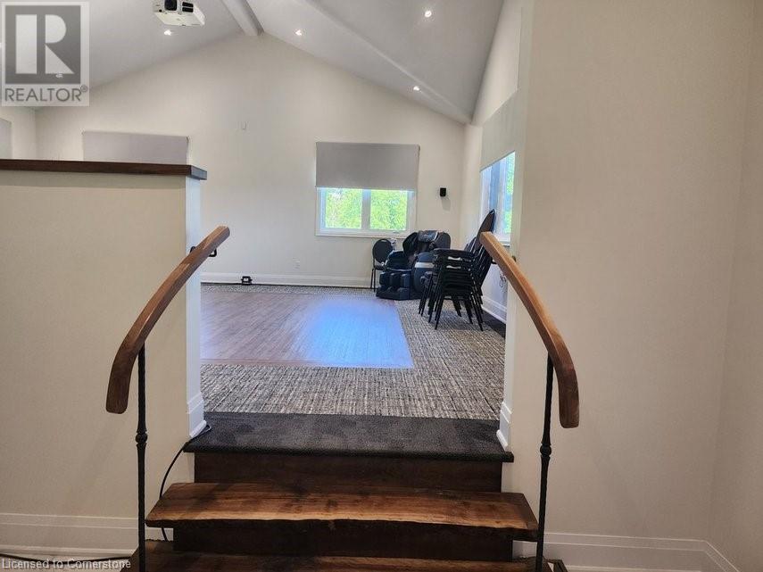 2019 Dundas Street, Burlington, Ontario  L7P 0S8 - Photo 24 - 40694527