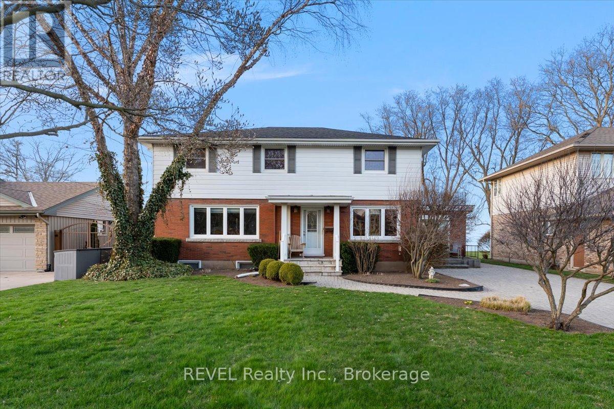 Property at 20 LAKESIDE DRIVE image 2