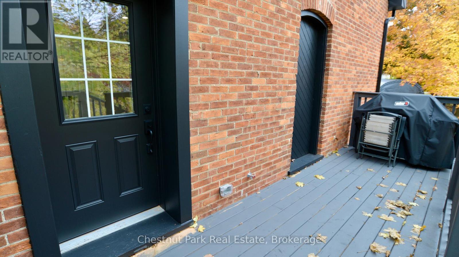 247 St Vincent Street, Meaford, Ontario  N4L 1C1 - Photo 2 - X12100550