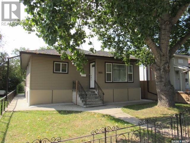 Property at 1811 20th STREET W image 1