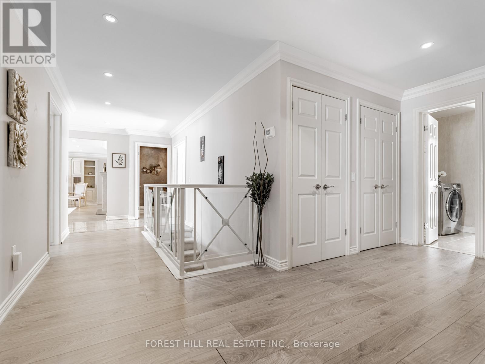 17 Vernham Avenue, Toronto, Ontario  M2L 2B1 - Photo 12 - C12100516