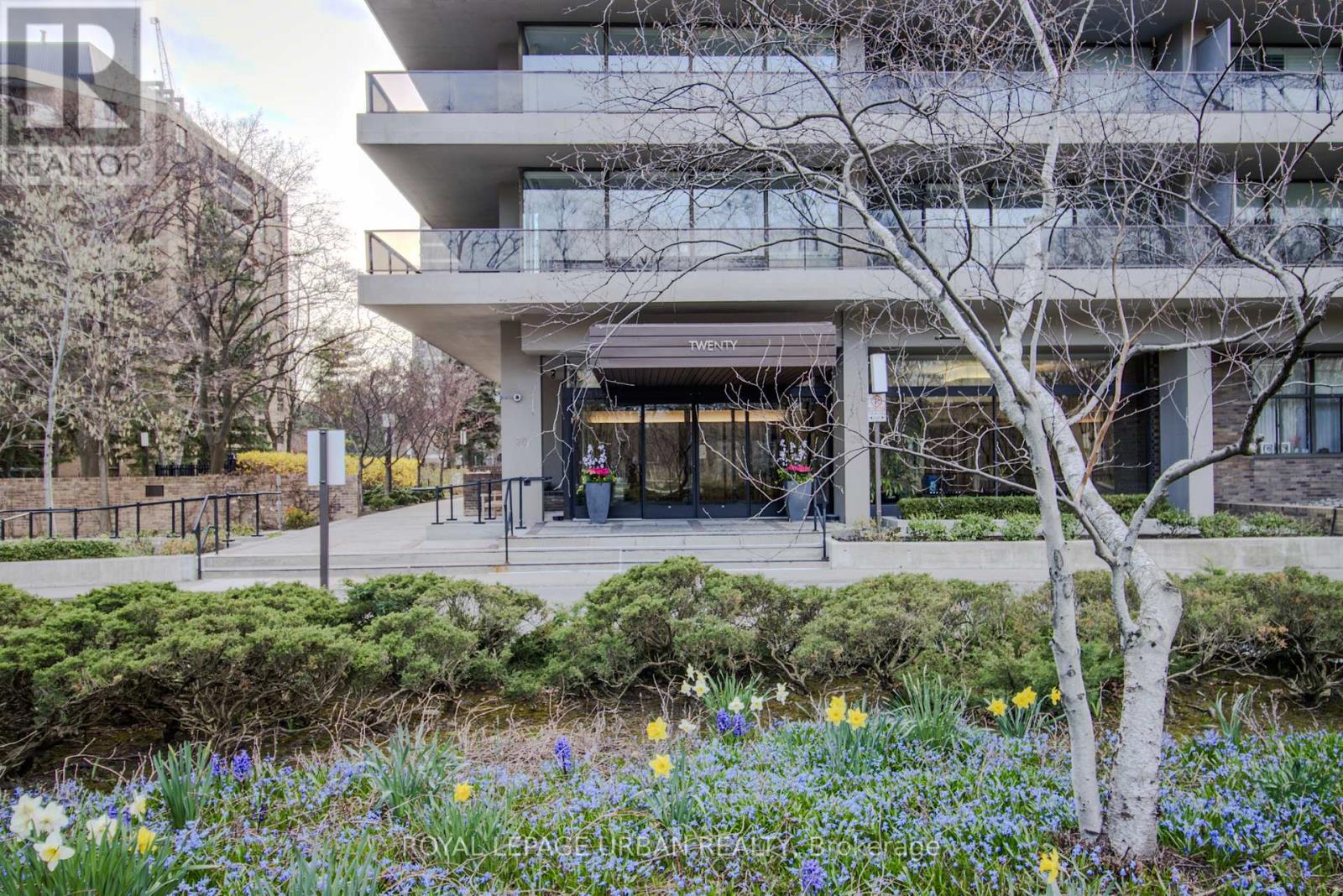 Property at 1502/03 - 20 AVOCA AVENUE image 2