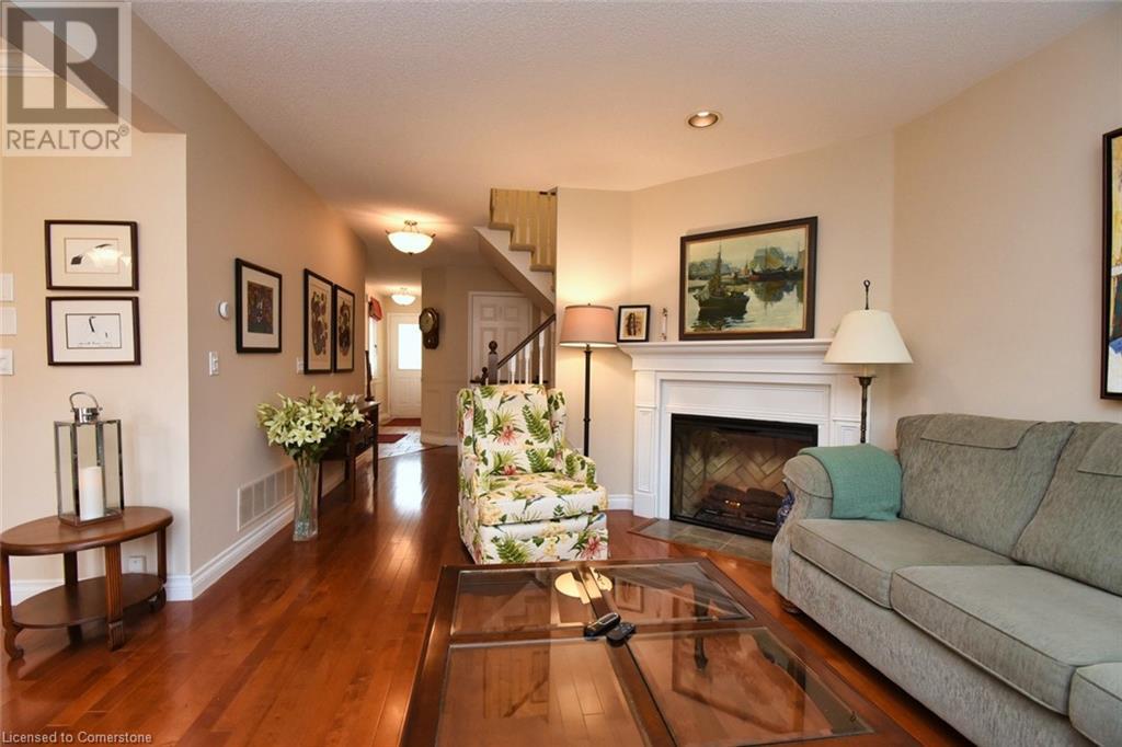 11 Pirie Drive Unit# 44, Dundas, Ontario  L9H 6Z6 - Photo 7 - 40716165