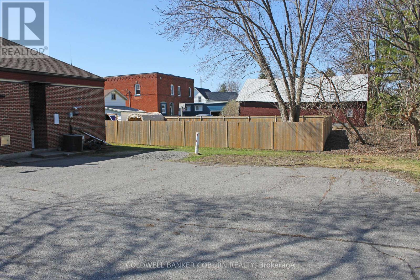 10619 Main Street, North Dundas, Ontario  K0E 1W0 - Photo 3 - X12100562