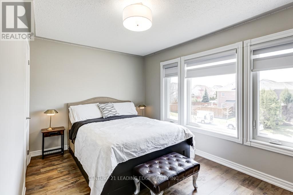 53 Ault Crescent W, Whitby, Ontario  L1M 2G7 - Photo 25 - E12100560