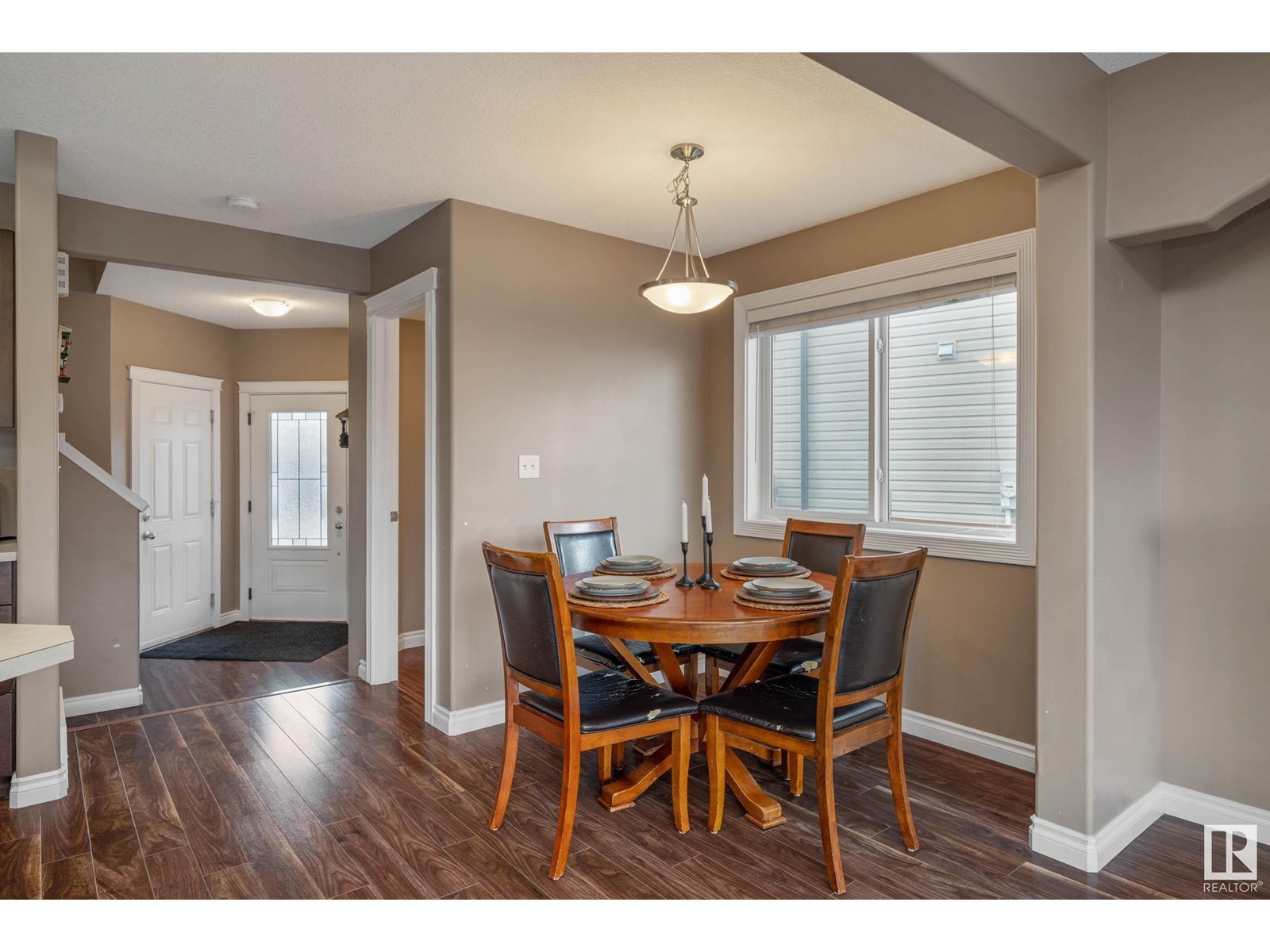 Property at 3216 152 AV NW image 4