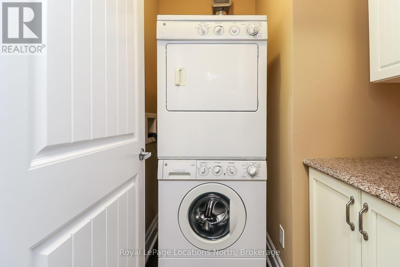 64 Greenway Drive, Wasaga Beach, Ontario  L9Z 2W9 - Photo 46 - S12073681