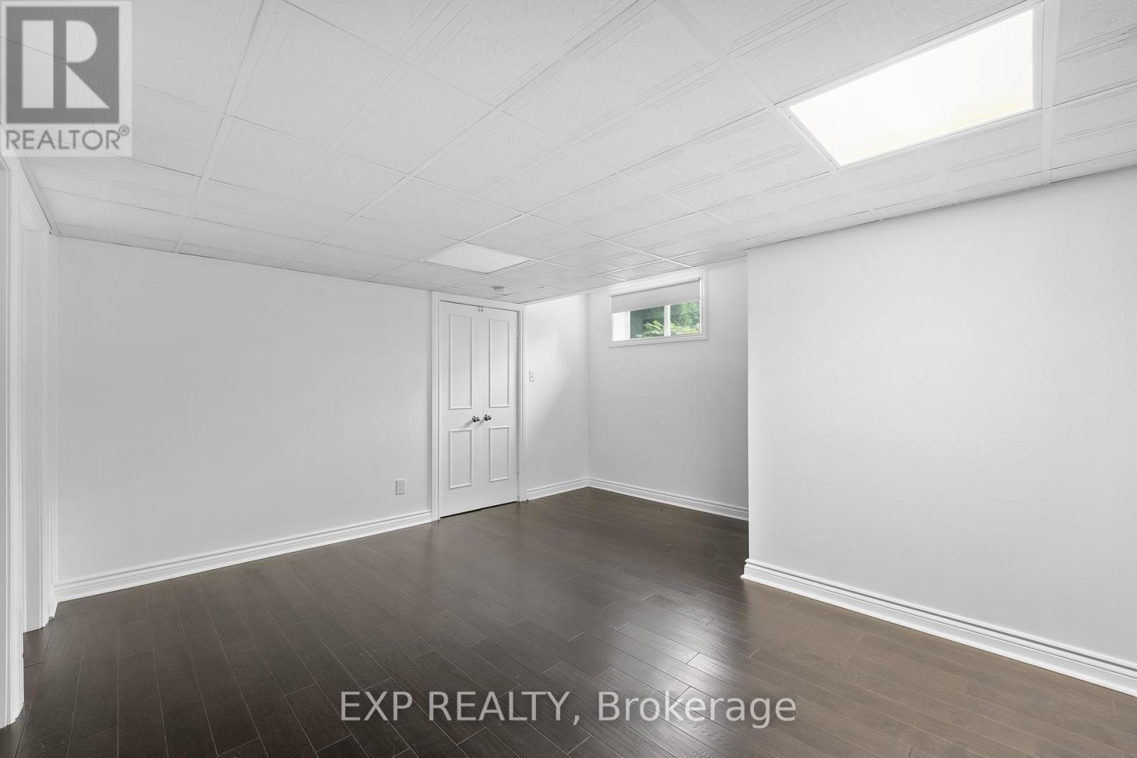 8 Griffith Avenue, Georgina, Ontario  L0E 1N0 - Photo 26 - N12100522