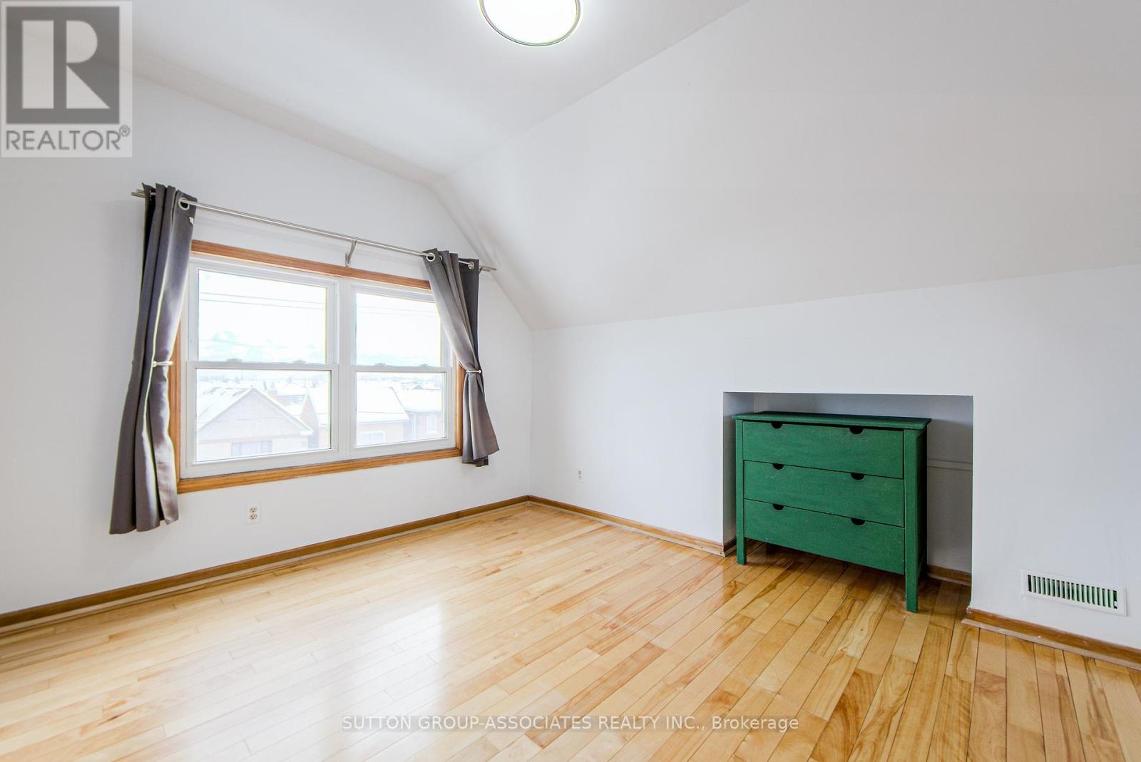 50 Lappin Avenue, Toronto, Ontario  M6H 1Y4 - Photo 21 - W12097231