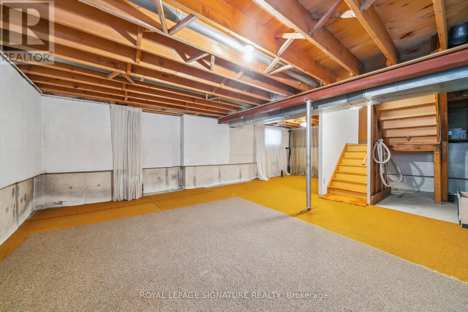 1613 Lewes Way, Mississauga, Ontario  L4W 3H5 - Photo 37 - W12100584