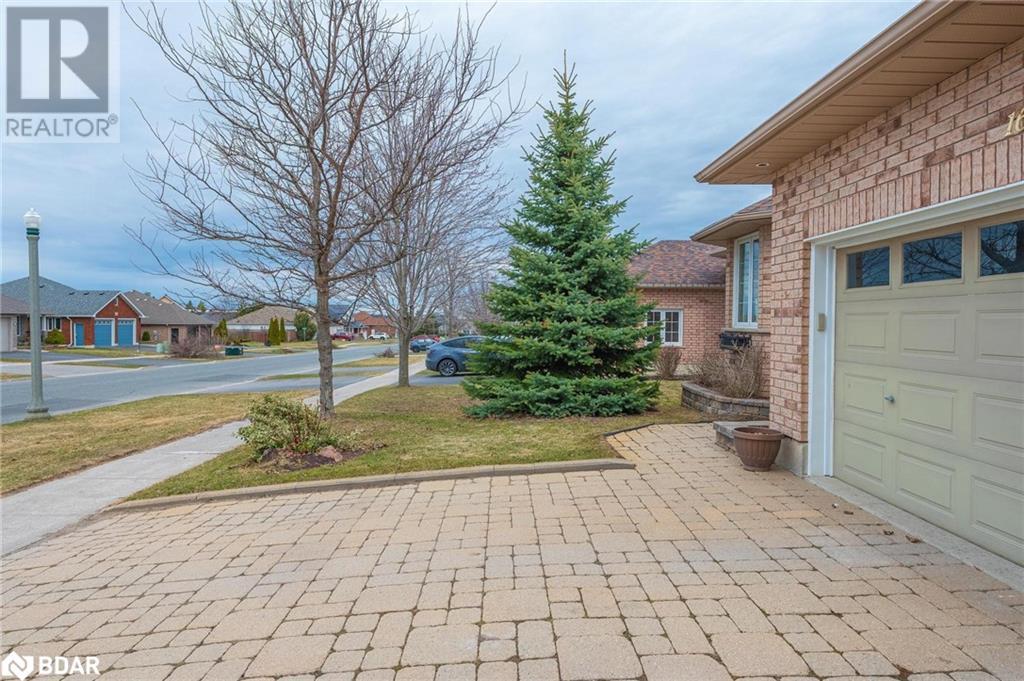 Property at 1638 RAVENWOOD Drive image 2