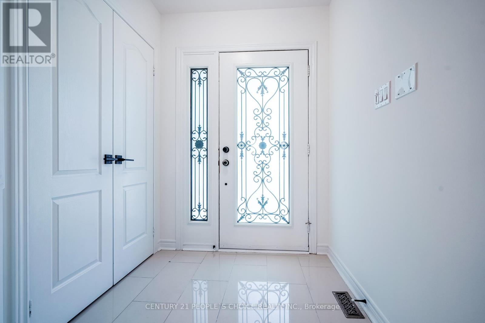 Property at 191 NAPA VALLEY AVENUE image 4