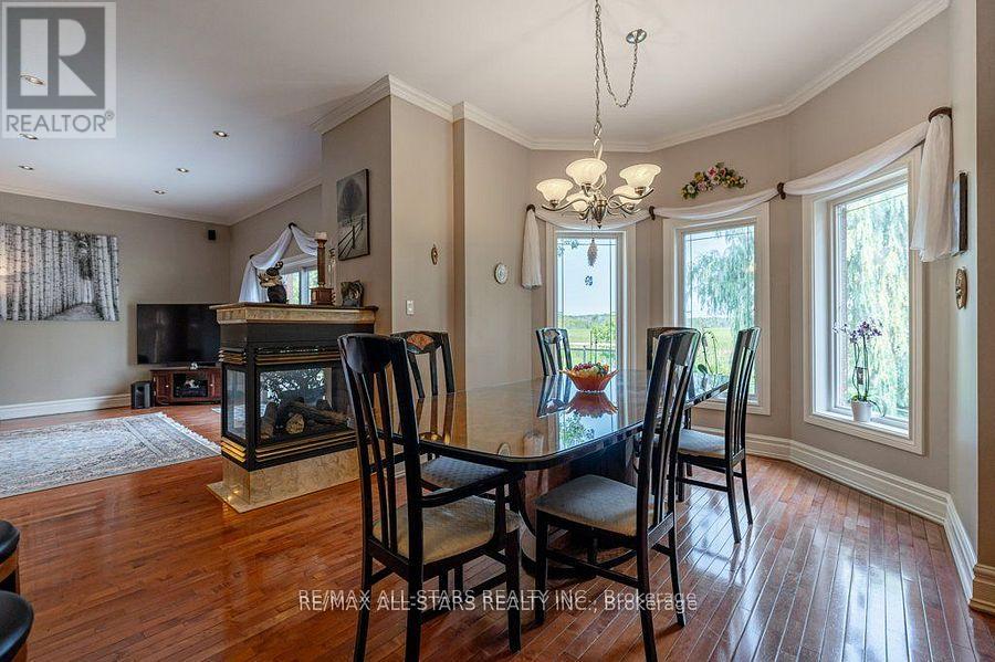 182 Charlore Park Drive, Kawartha Lakes, Ontario  K0L 2W0 - Photo 12 - X12100822