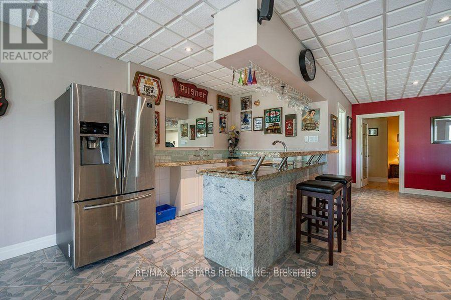 182 Charlore Park Drive, Kawartha Lakes, Ontario  K0L 2W0 - Photo 25 - X12100822