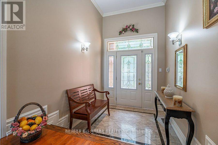 182 Charlore Park Drive, Kawartha Lakes, Ontario  K0L 2W0 - Photo 5 - X12100822