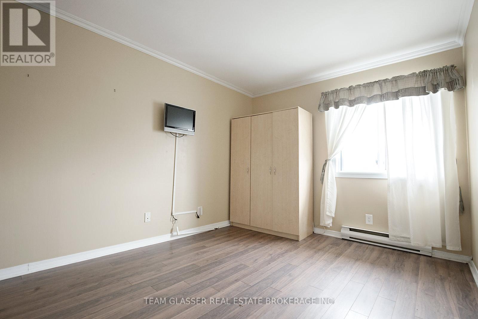 311 - 735 Deveron Crescent, London South, Ontario  N5Z 4X8 - Photo 12 - X12100810