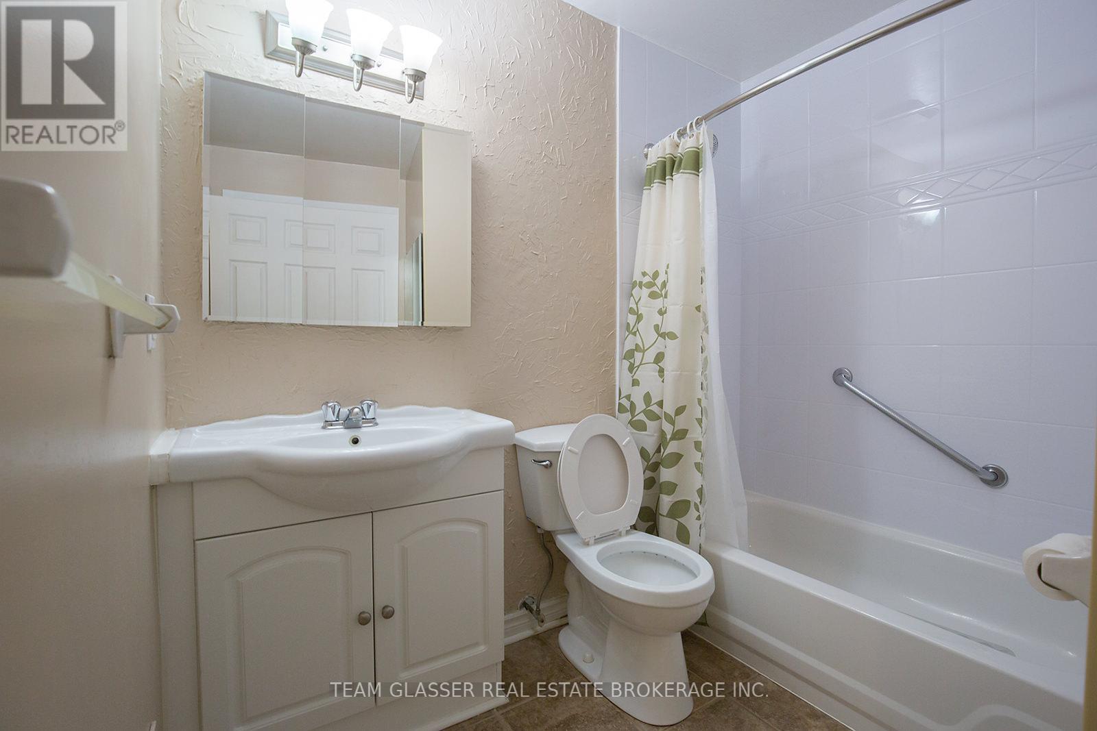 311 - 735 Deveron Crescent, London South, Ontario  N5Z 4X8 - Photo 21 - X12100810