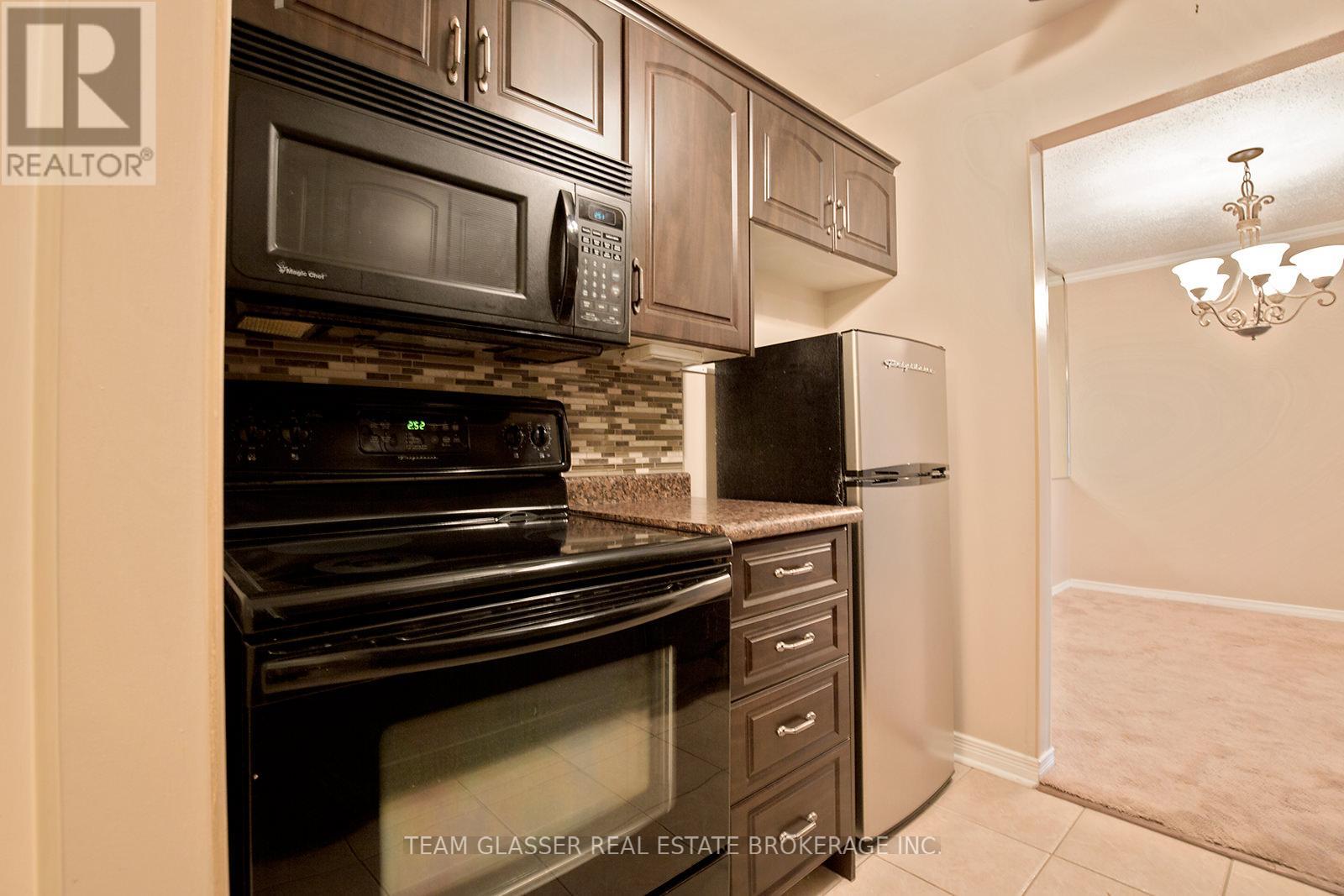311 - 735 Deveron Crescent, London South, Ontario  N5Z 4X8 - Photo 25 - X12100810