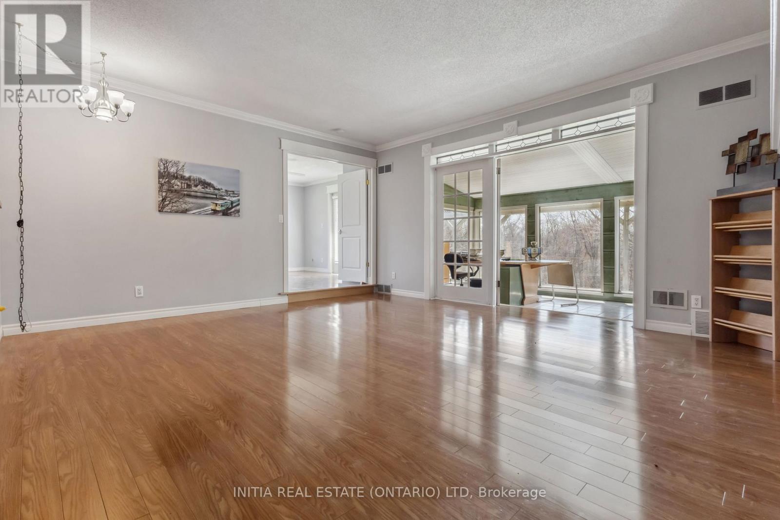 42420 Dexter Line, Central Elgin, Ontario  N0L 2L0 - Photo 8 - X12100823