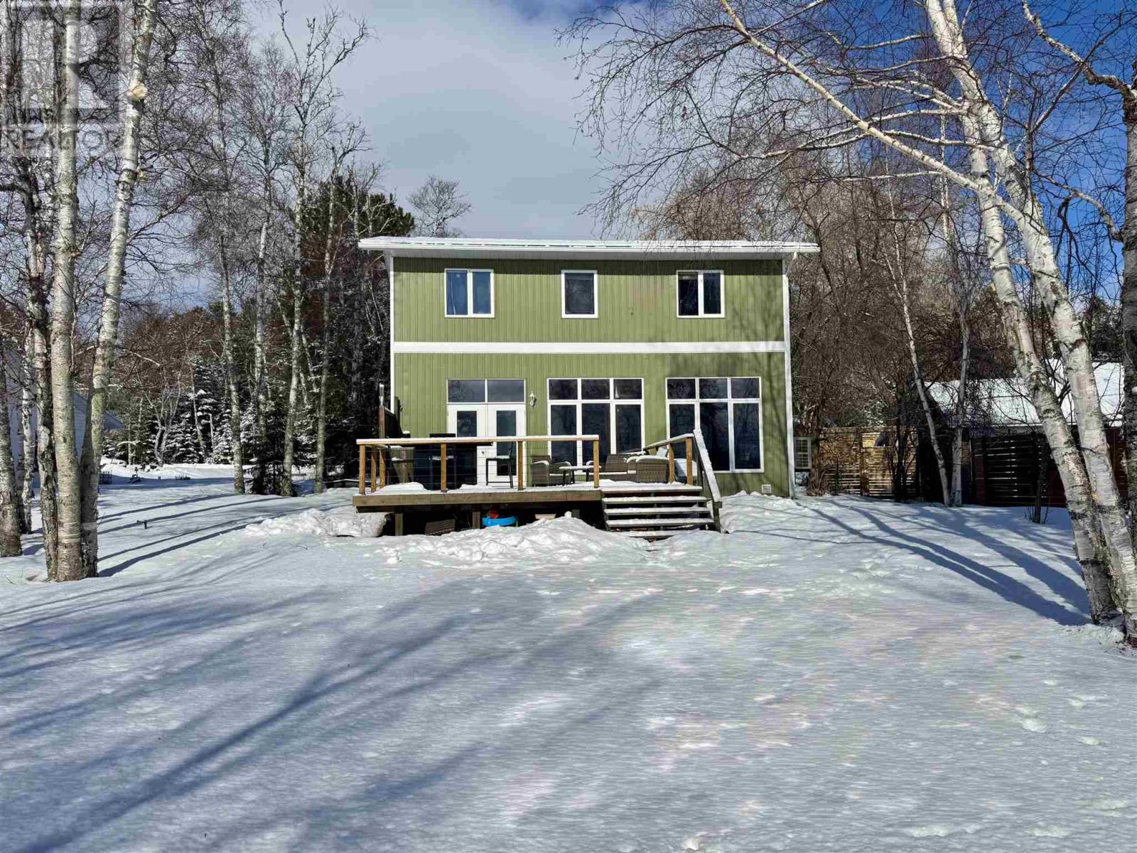 33 Pronger Pkwy, Dryden, Ontario  P8N 2Y4 - Photo 2 - TB250605