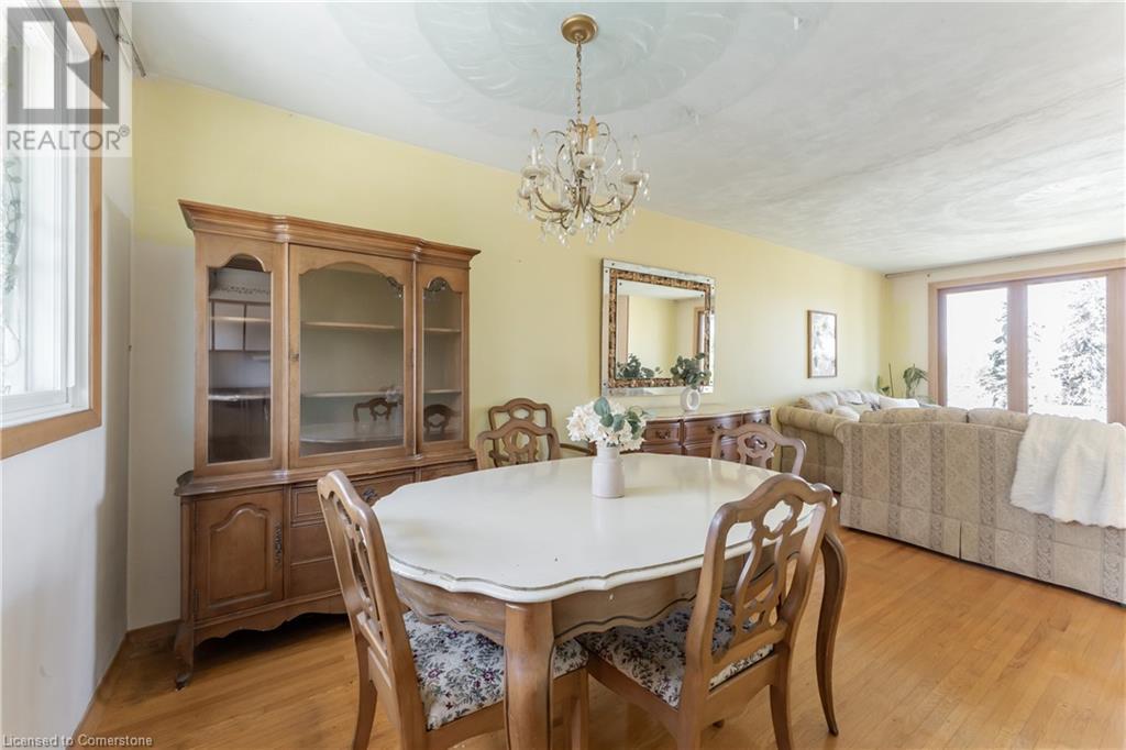 181 Burrwood Drive, Hamilton, Ontario  L9C 3T3 - Photo 10 - 40709954