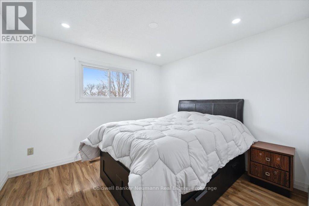 383 Ironwood Road, Guelph, Ontario  N1G 3P2 - Photo 14 - X12100632