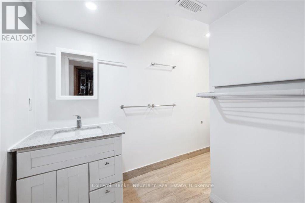 383 Ironwood Road, Guelph, Ontario  N1G 3P2 - Photo 21 - X12100632