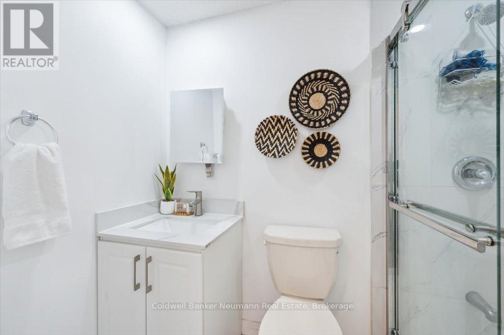383 Ironwood Road, Guelph, Ontario  N1G 3P2 - Photo 6 - X12100632