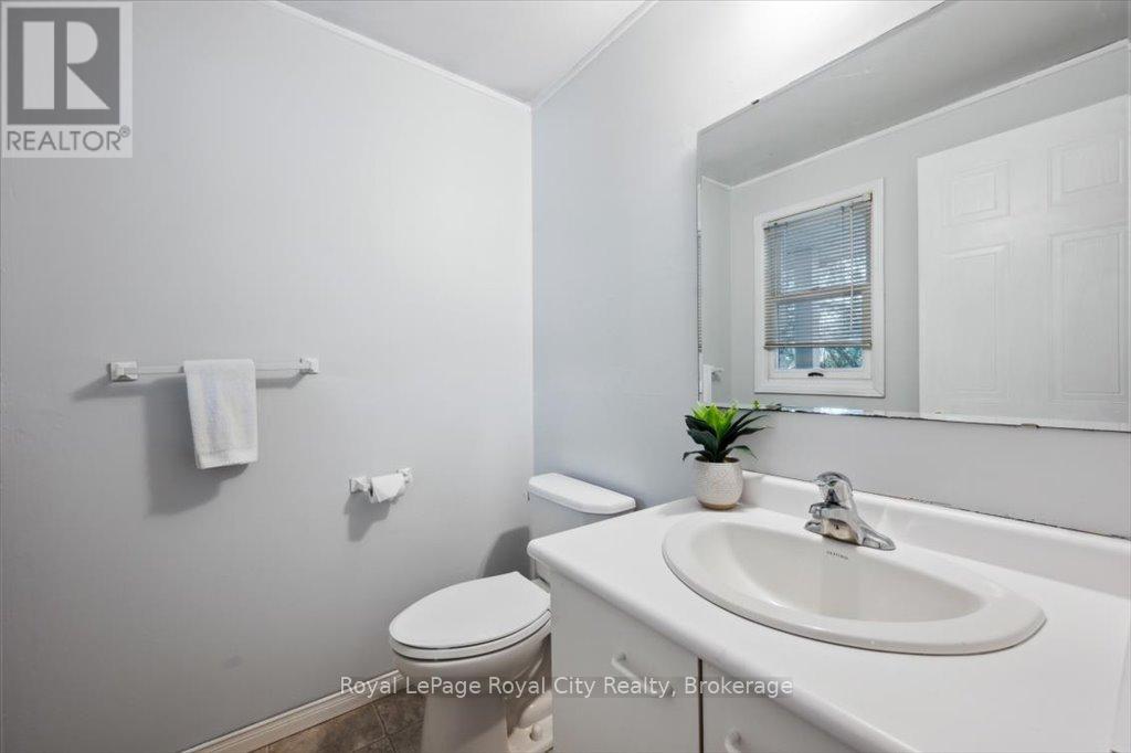 118 Cole Road, Guelph, Ontario  N1G 4S3 - Photo 17 - X12100633