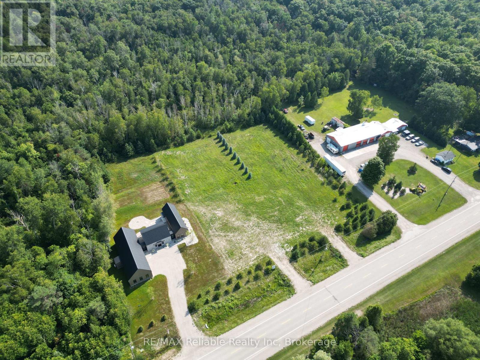 35163 Bayfield Road, Central Huron, Ontario  N0M 1G0 - Photo 4 - X12100643