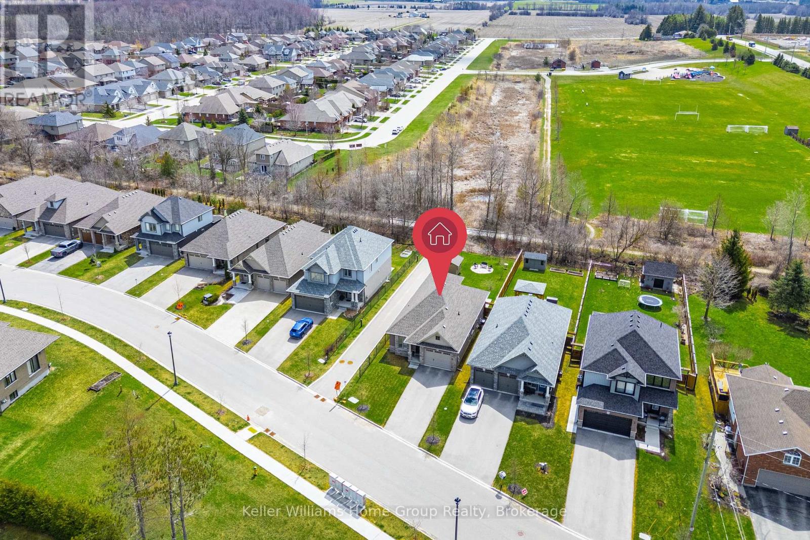 51 MURRAY DRIVE, Centre Wellington, Ontario