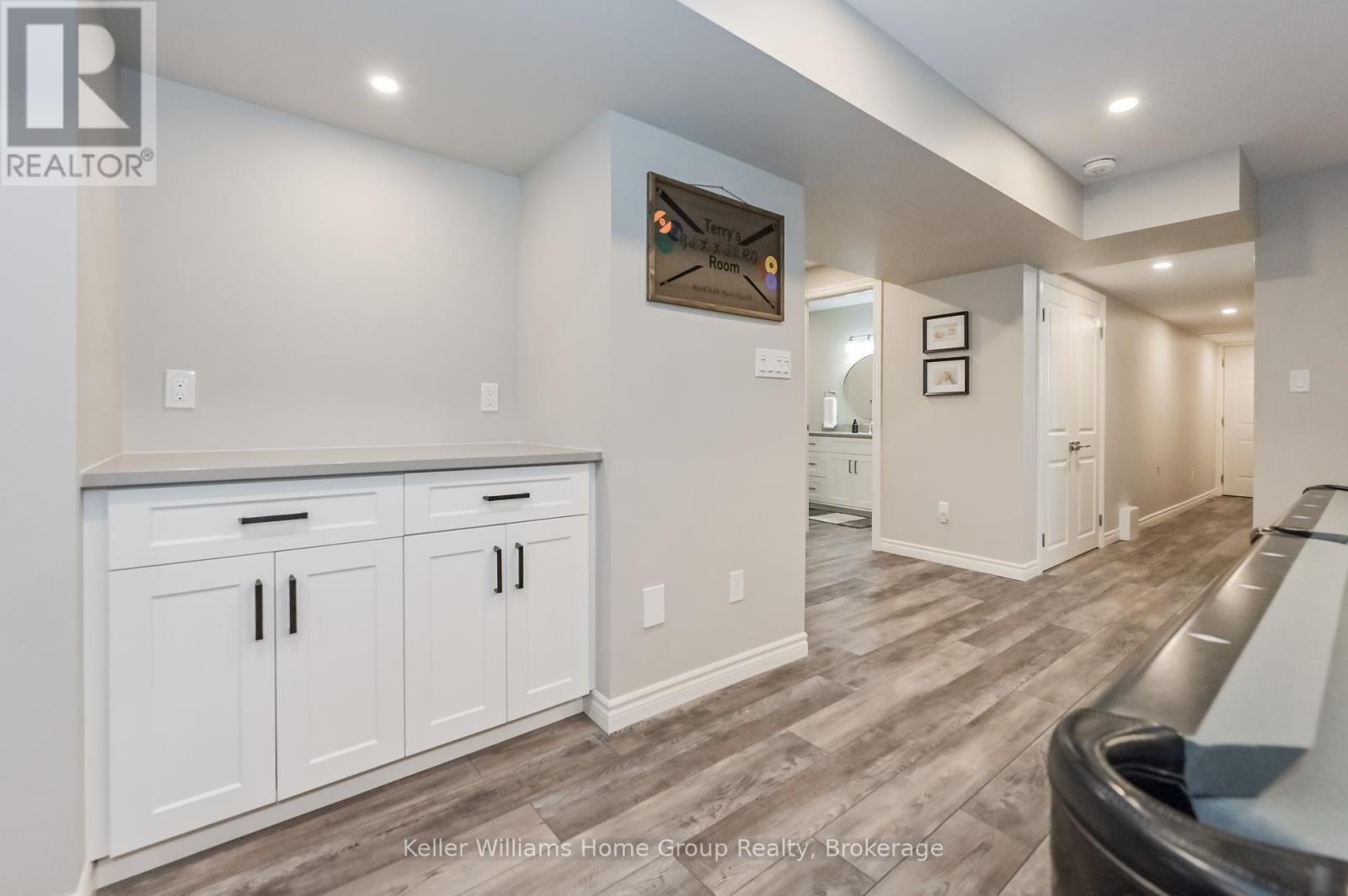 51 Murray Drive, Centre Wellington, Ontario  N0B 1S0 - Photo 33 - X12100661