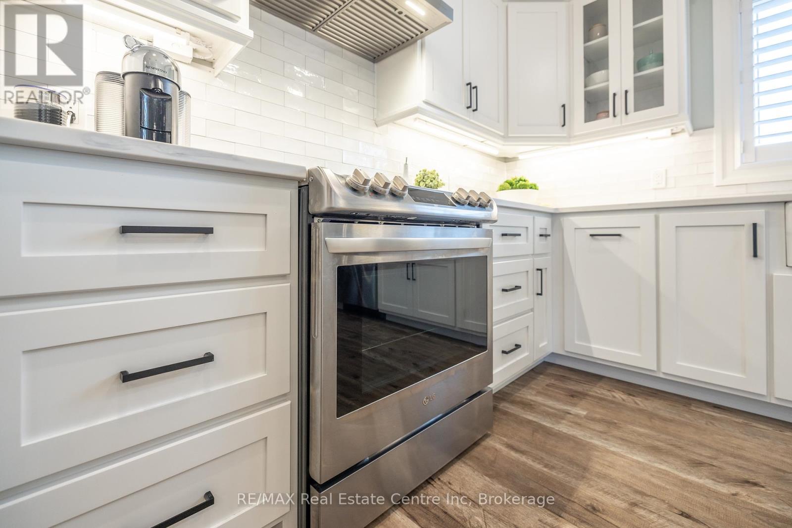 430 Keeso Lane, North Perth, Ontario  N2W 0J3 - Photo 31 - X12100768