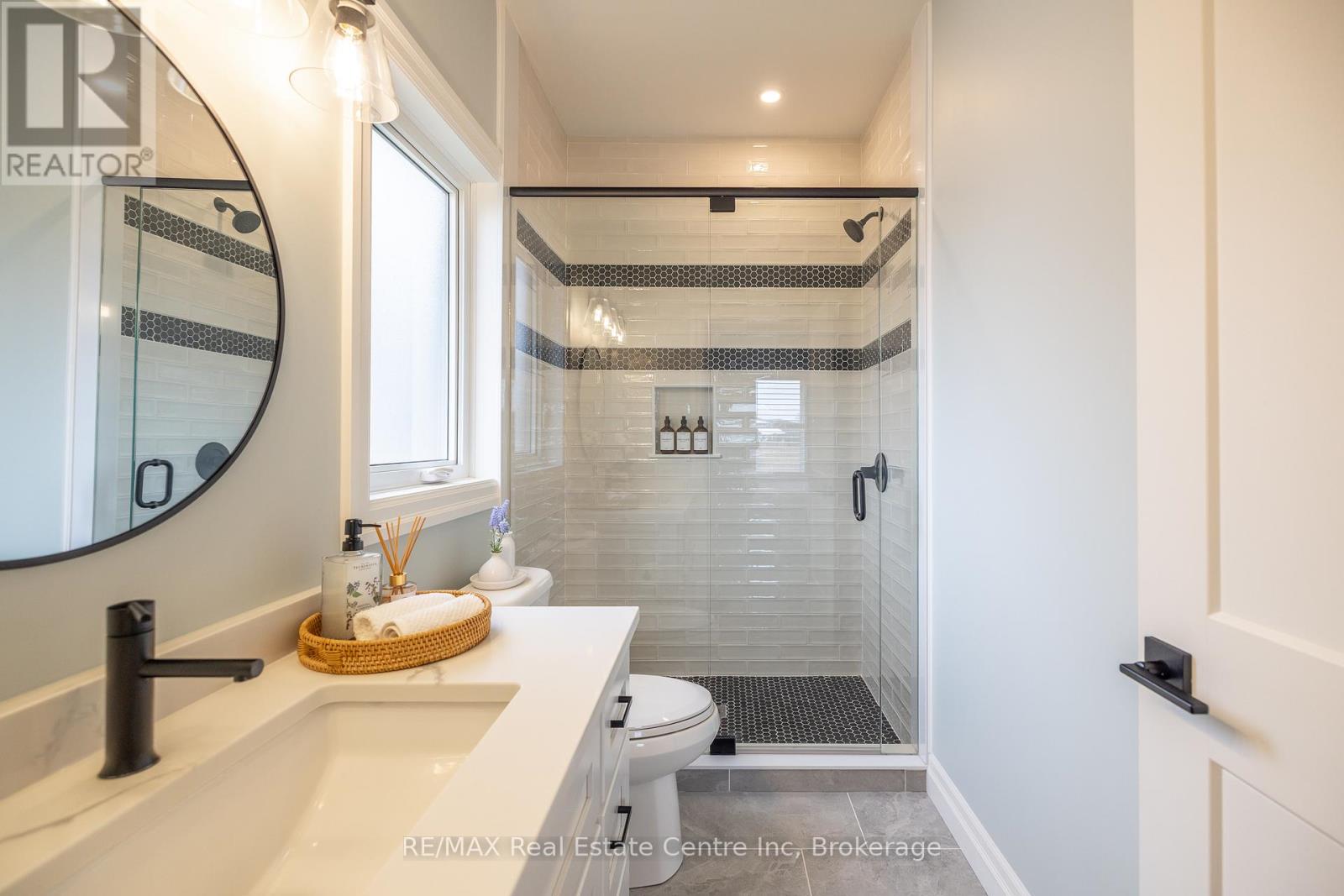 430 Keeso Lane, North Perth, Ontario  N2W 0J3 - Photo 37 - X12100768