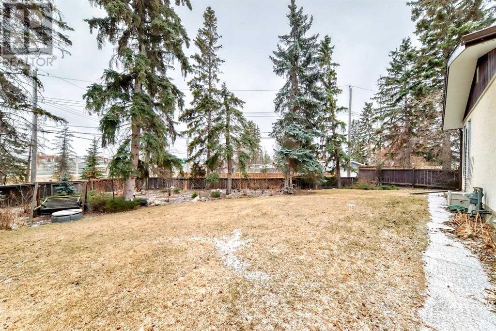 5624 Ladbrooke Drive Sw, Calgary, Alberta  T3E 5X8 - Photo 41 - A2205451