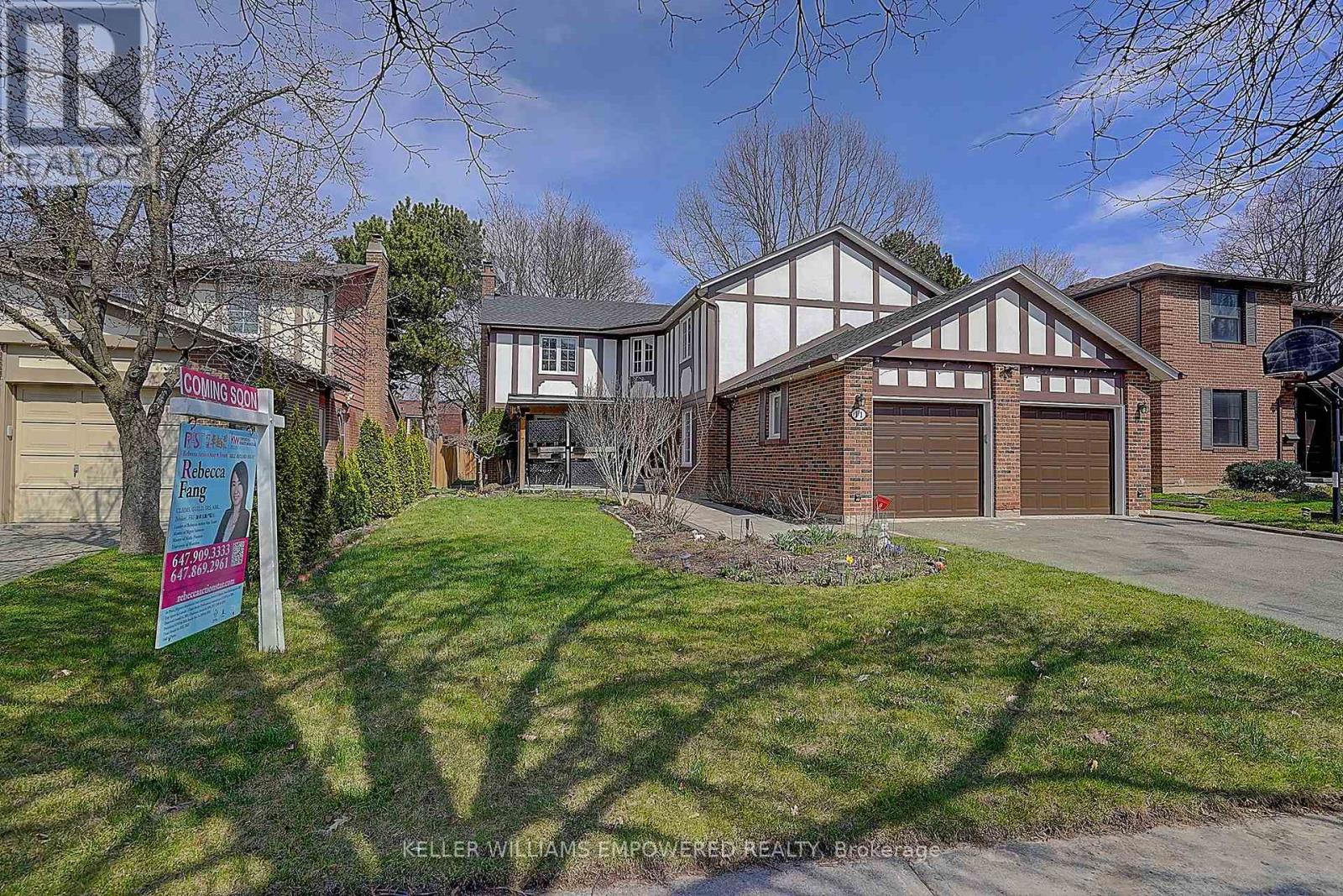 Property at 11 ELKPATH AVENUE image 1