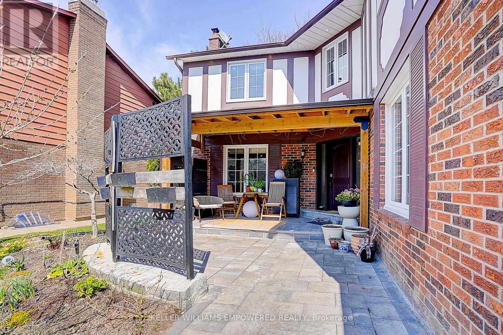 Property at 11 ELKPATH AVENUE image 4