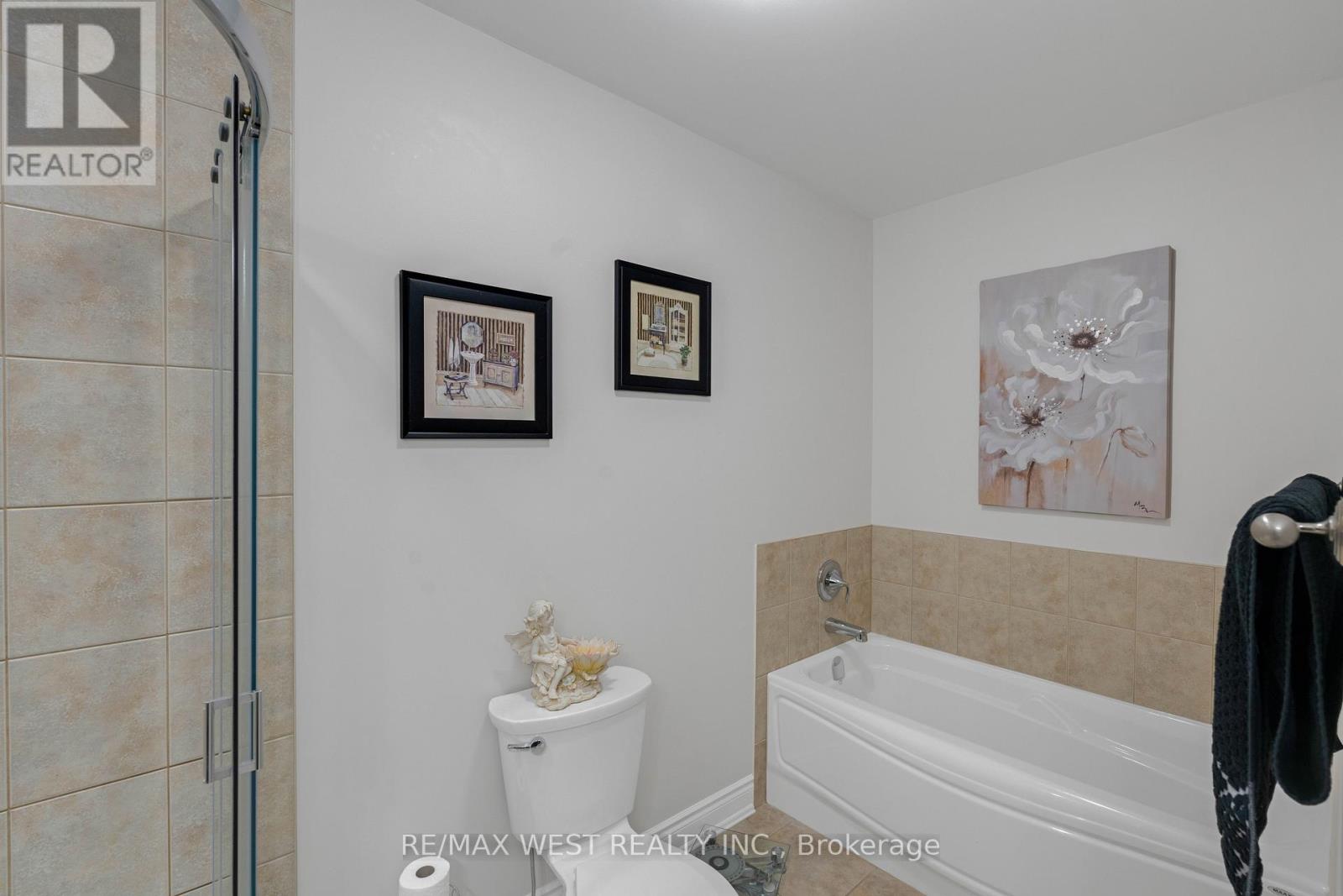 21 Upper Highland, New Tecumseth, Ontario  L9R 0K5 - Photo 15 - N12100761