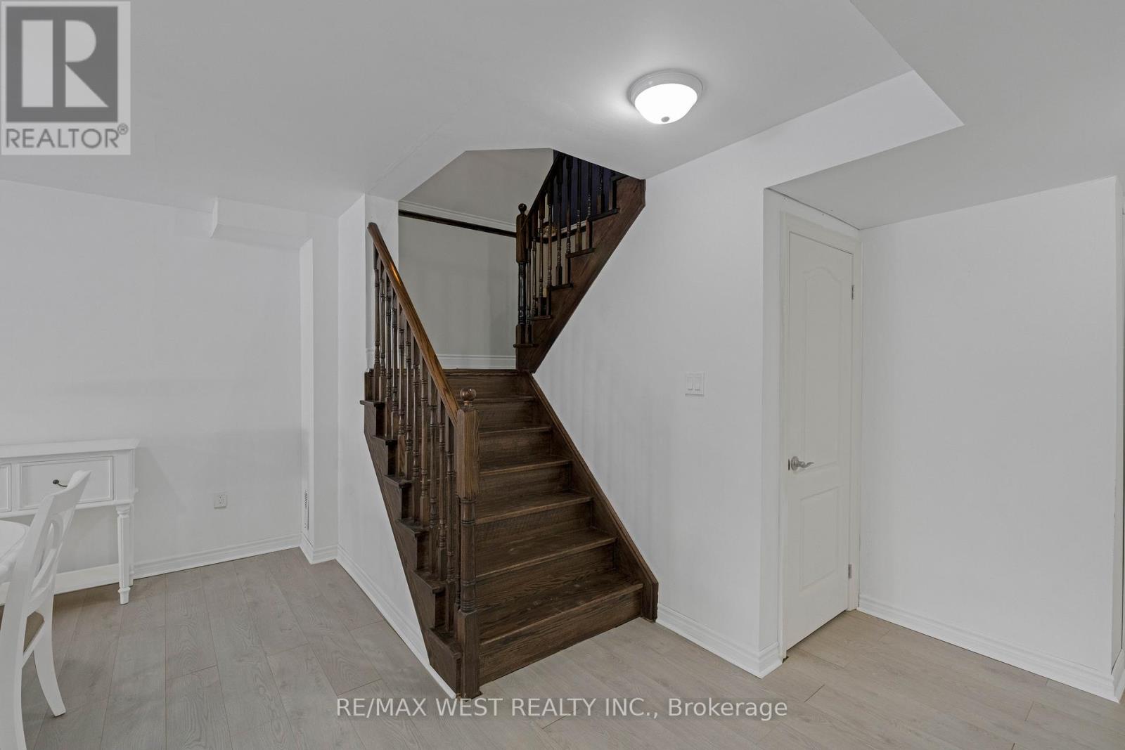 21 Upper Highland, New Tecumseth, Ontario  L9R 0K5 - Photo 21 - N12100761