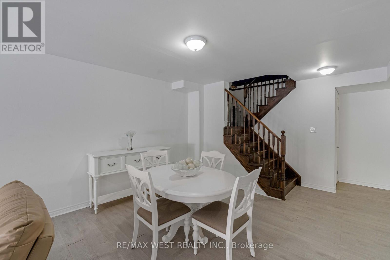 21 Upper Highland, New Tecumseth, Ontario  L9R 0K5 - Photo 25 - N12100761