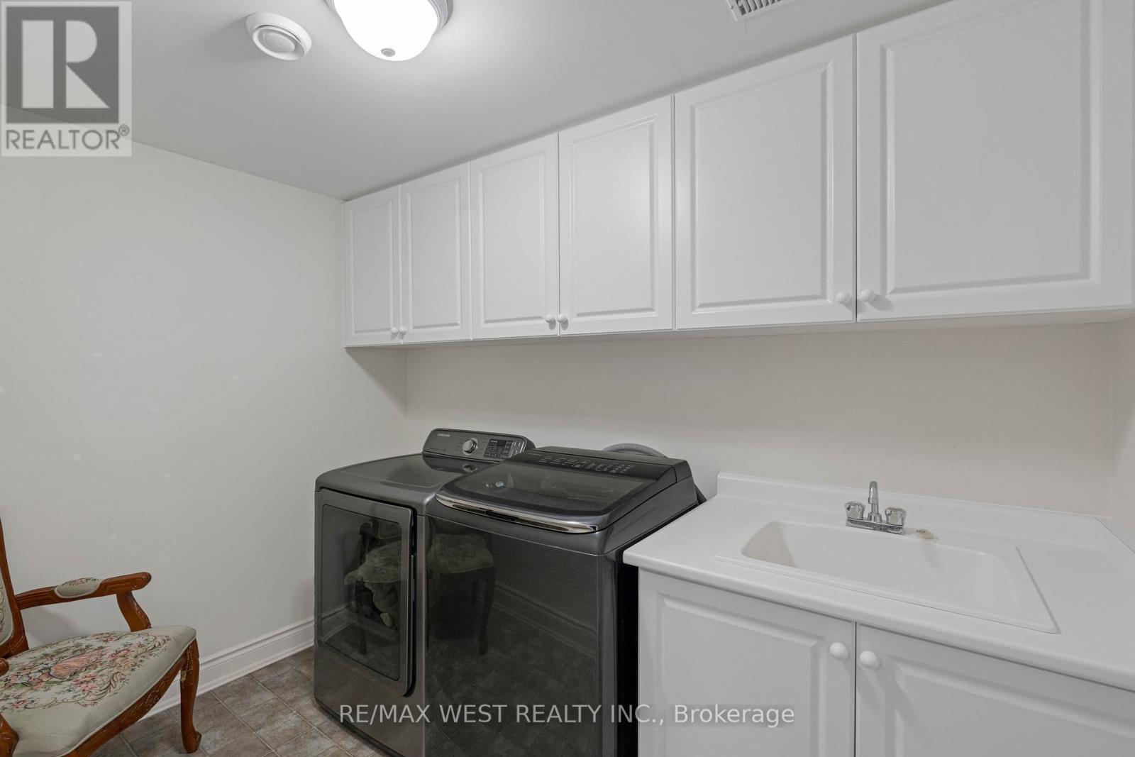 21 Upper Highland, New Tecumseth, Ontario  L9R 0K5 - Photo 29 - N12100761