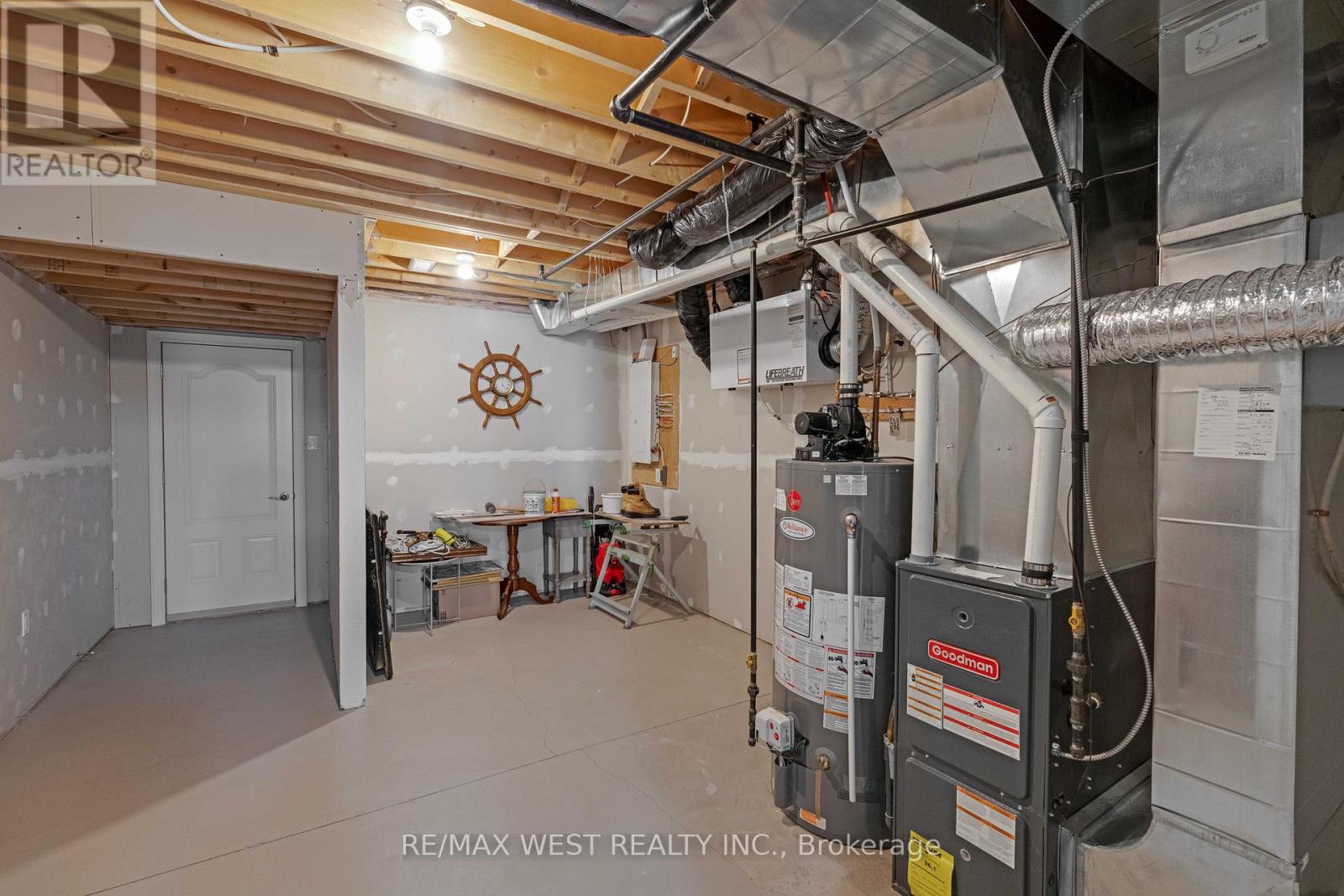 21 Upper Highland, New Tecumseth, Ontario  L9R 0K5 - Photo 30 - N12100761