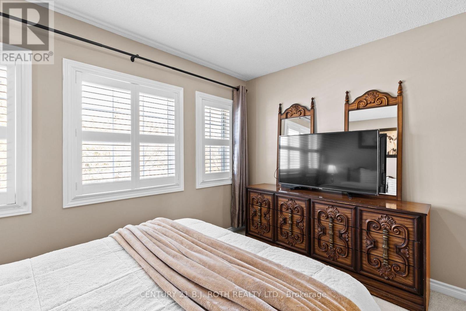 126 Brucker Road, Barrie, Ontario  L4N 8H8 - Photo 25 - S12100628