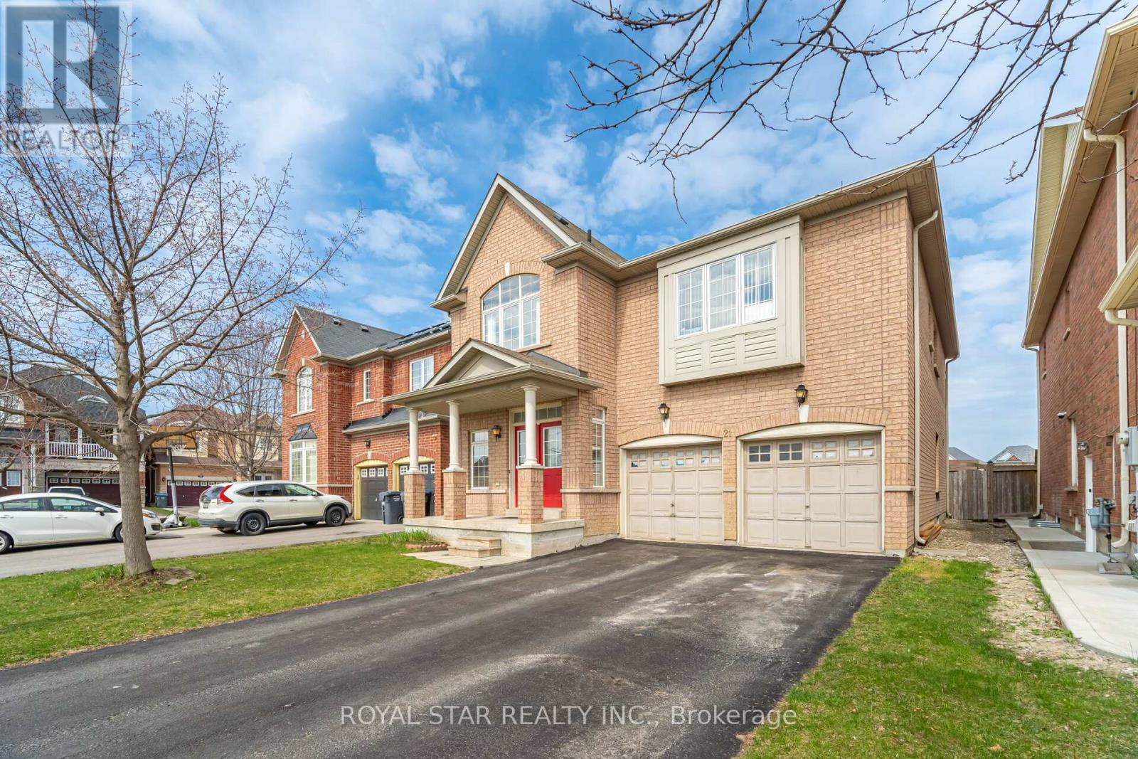 Property at 21 BAYLAWN CIRCLE image 2