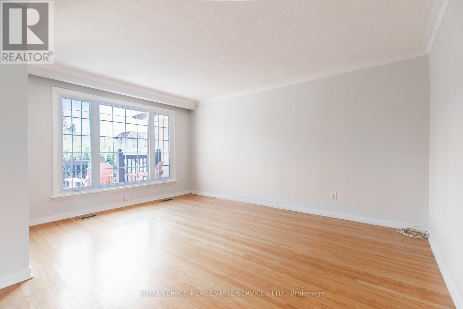 Main - 244 Snowden Road, Oakville, Ontario  L6L 3X5 - Photo 11 - W12100706